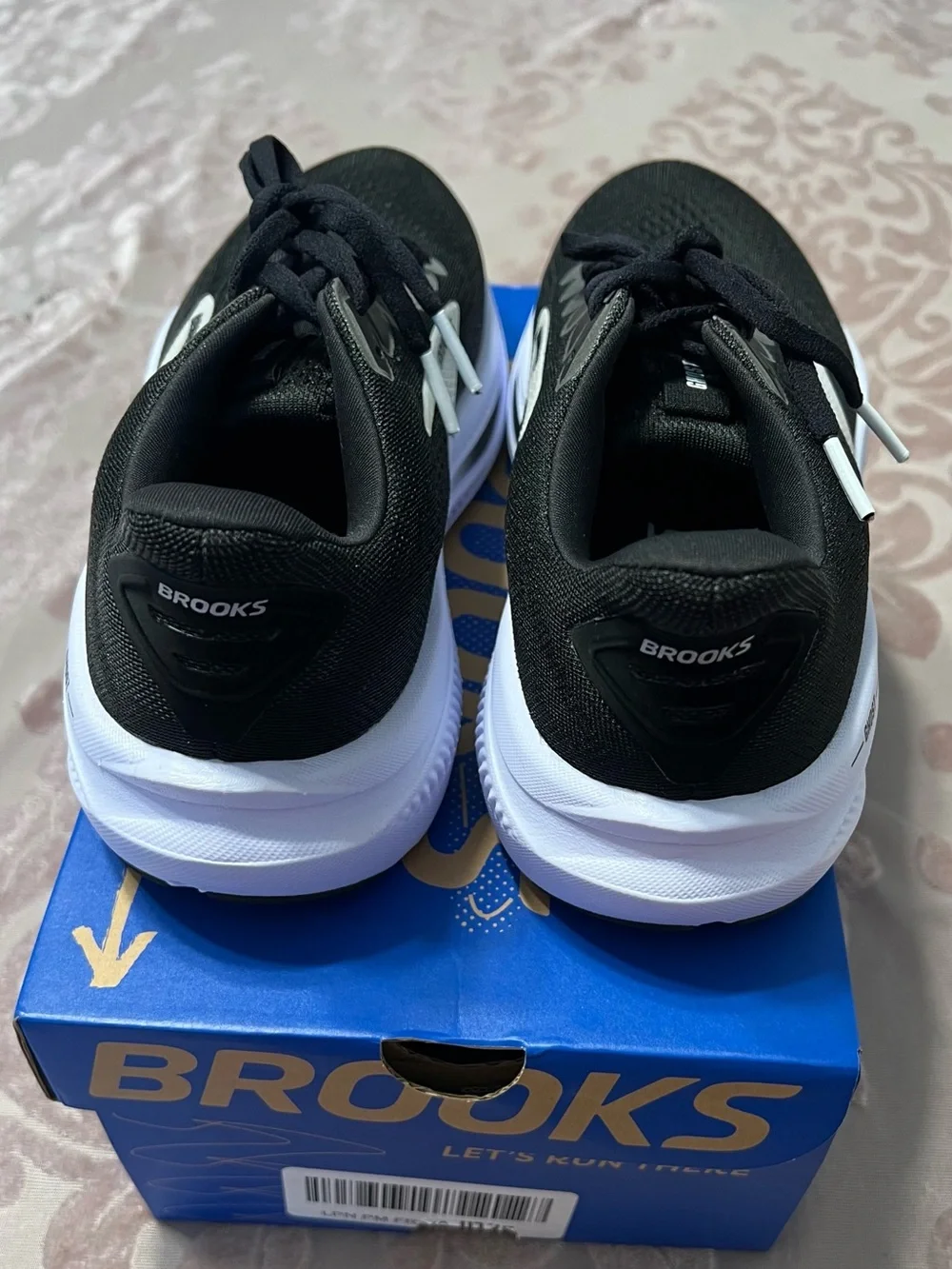 Brooks Women ghost 17 Running Shoes